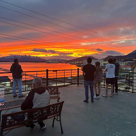 Balcones Del Beagle Apart Ushuaia Bagian luar foto