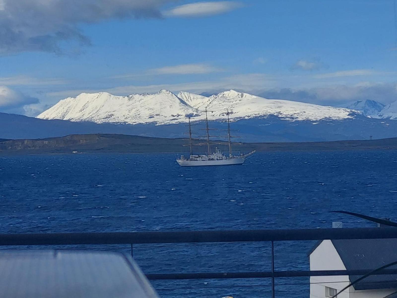 Balcones Del Beagle Apart Ushuaia Bagian luar foto