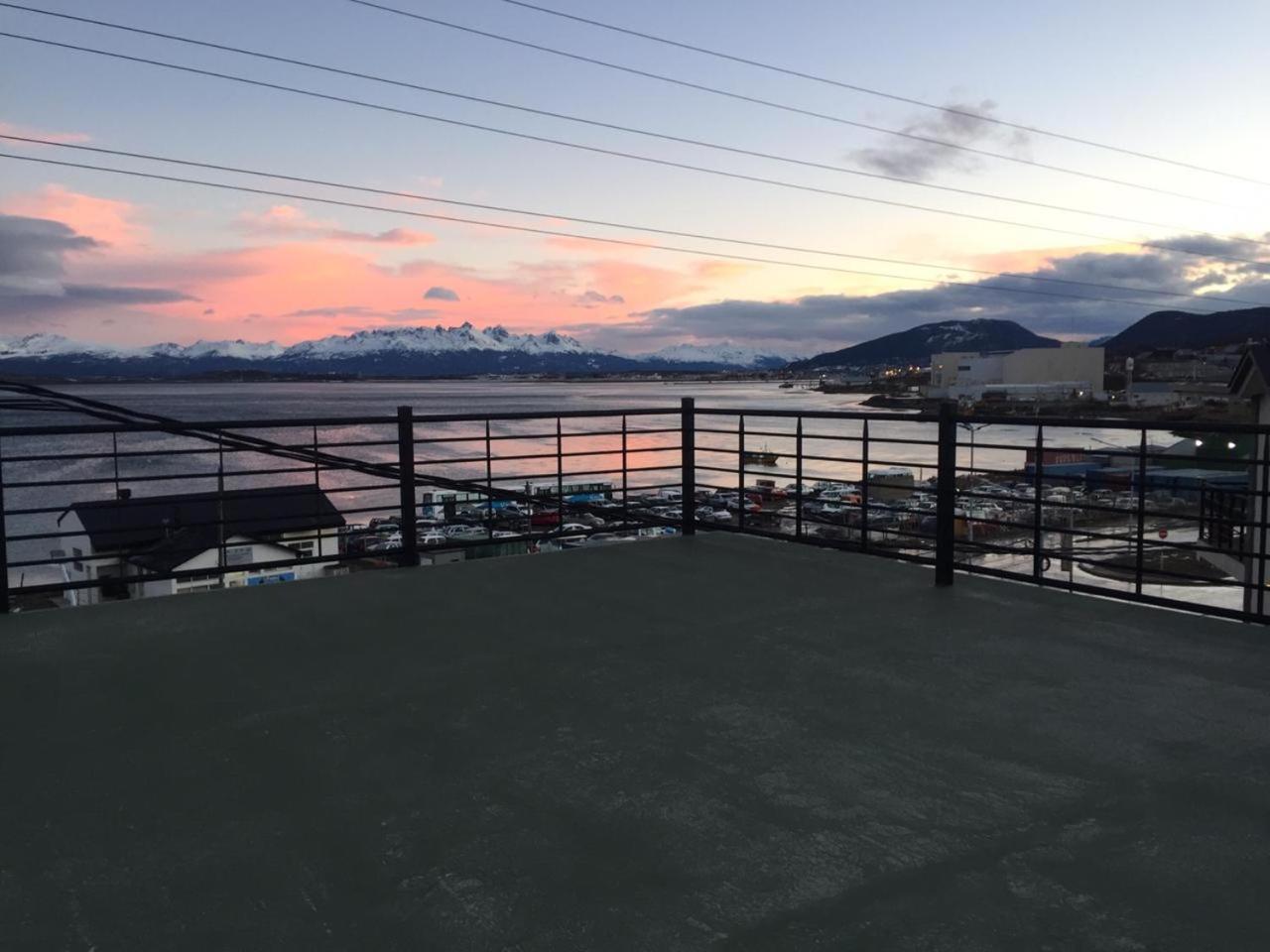 Balcones Del Beagle Apart Ushuaia Bagian luar foto