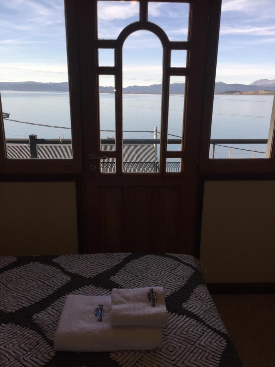 Balcones Del Beagle Apart Ushuaia Bagian luar foto