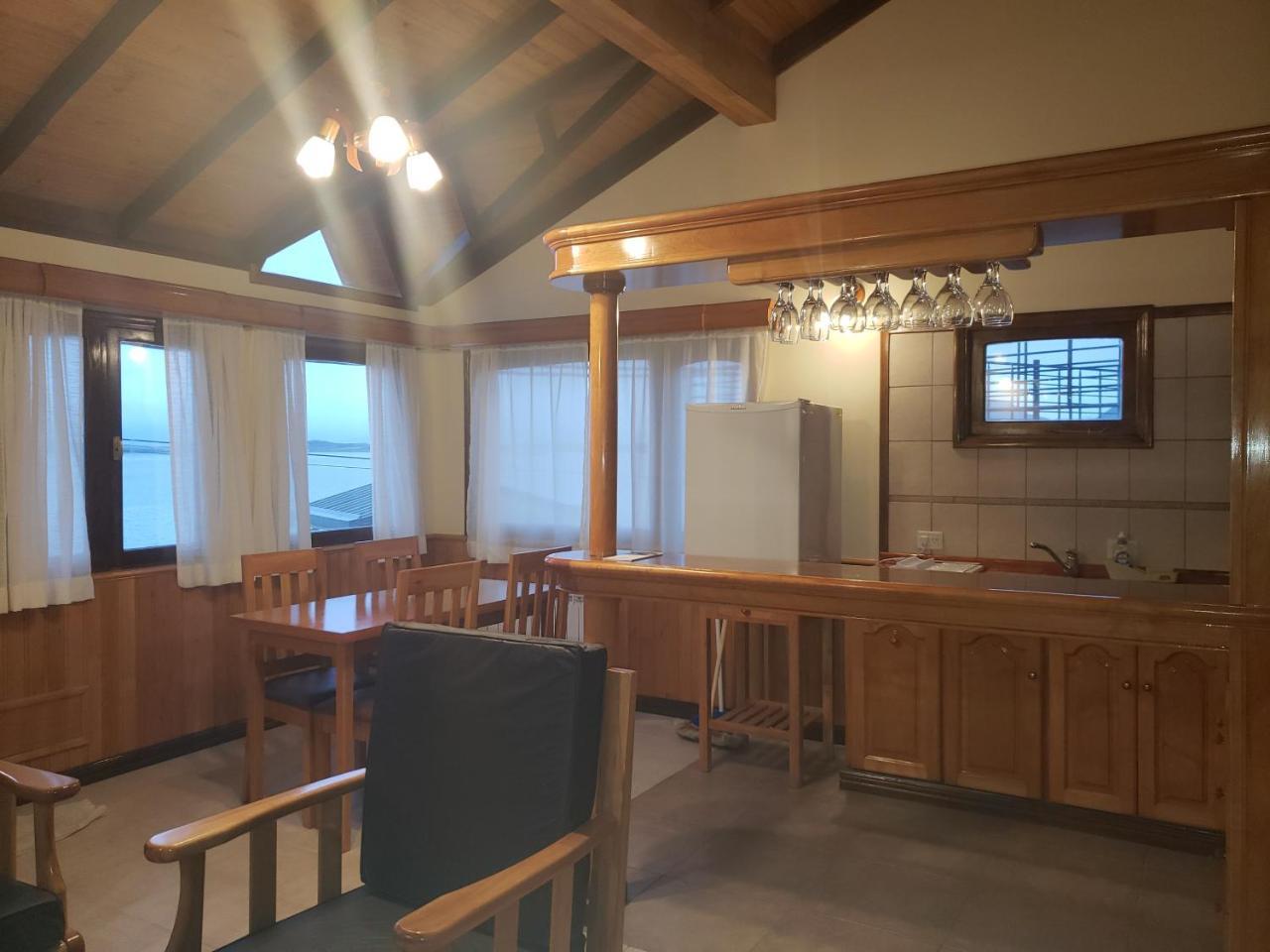 Balcones Del Beagle Apart Ushuaia Bagian luar foto